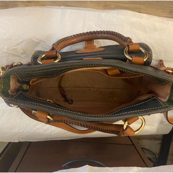 DOONEY AND BOURKE HANDBAG - Picture 4 of 4